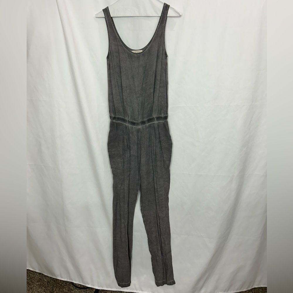 Cloth And Stone Anthropologie Gray Sleeveless Boho Jumpsuit Romper Rayon